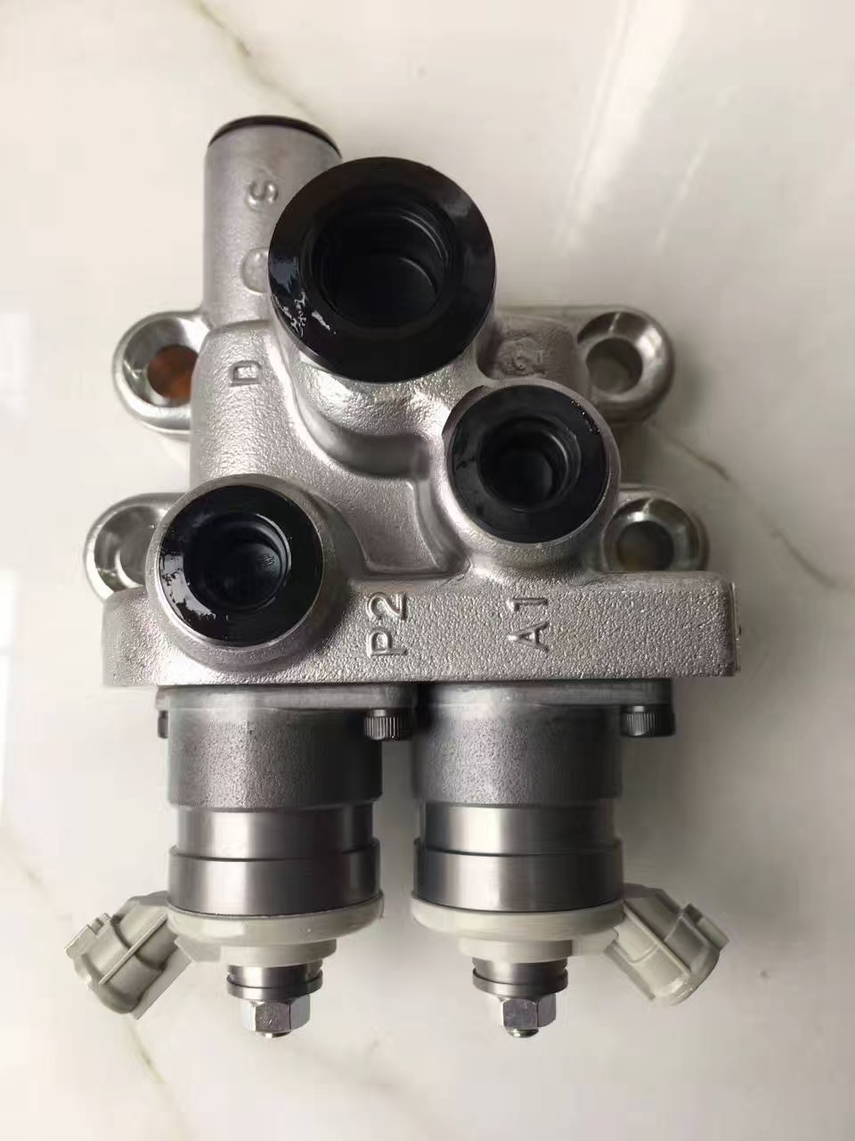 挖掘机电磁阀